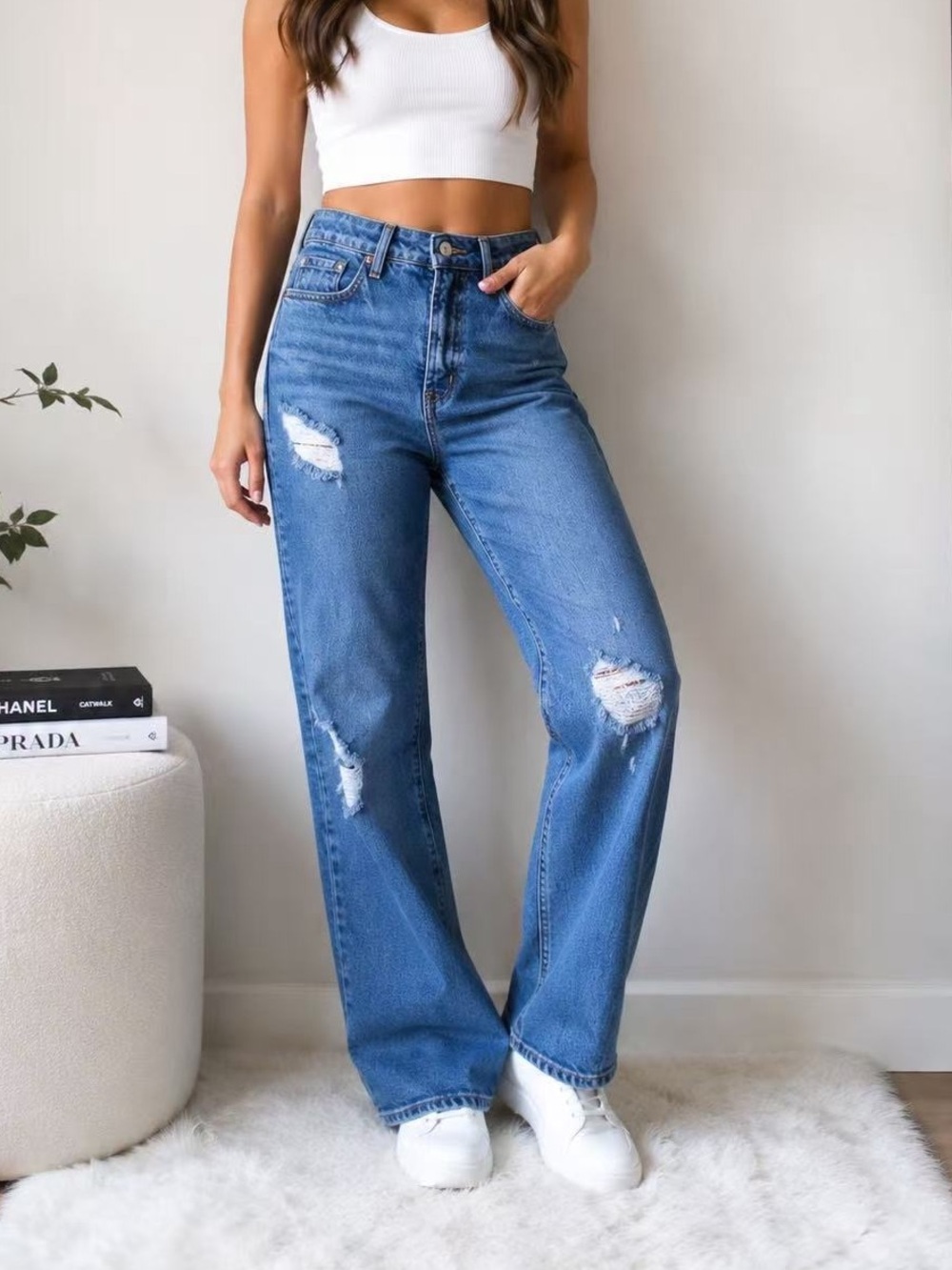 Old Navy High-Waisted OG Loose Jeans – Blue – Size 8 – Distressed Details